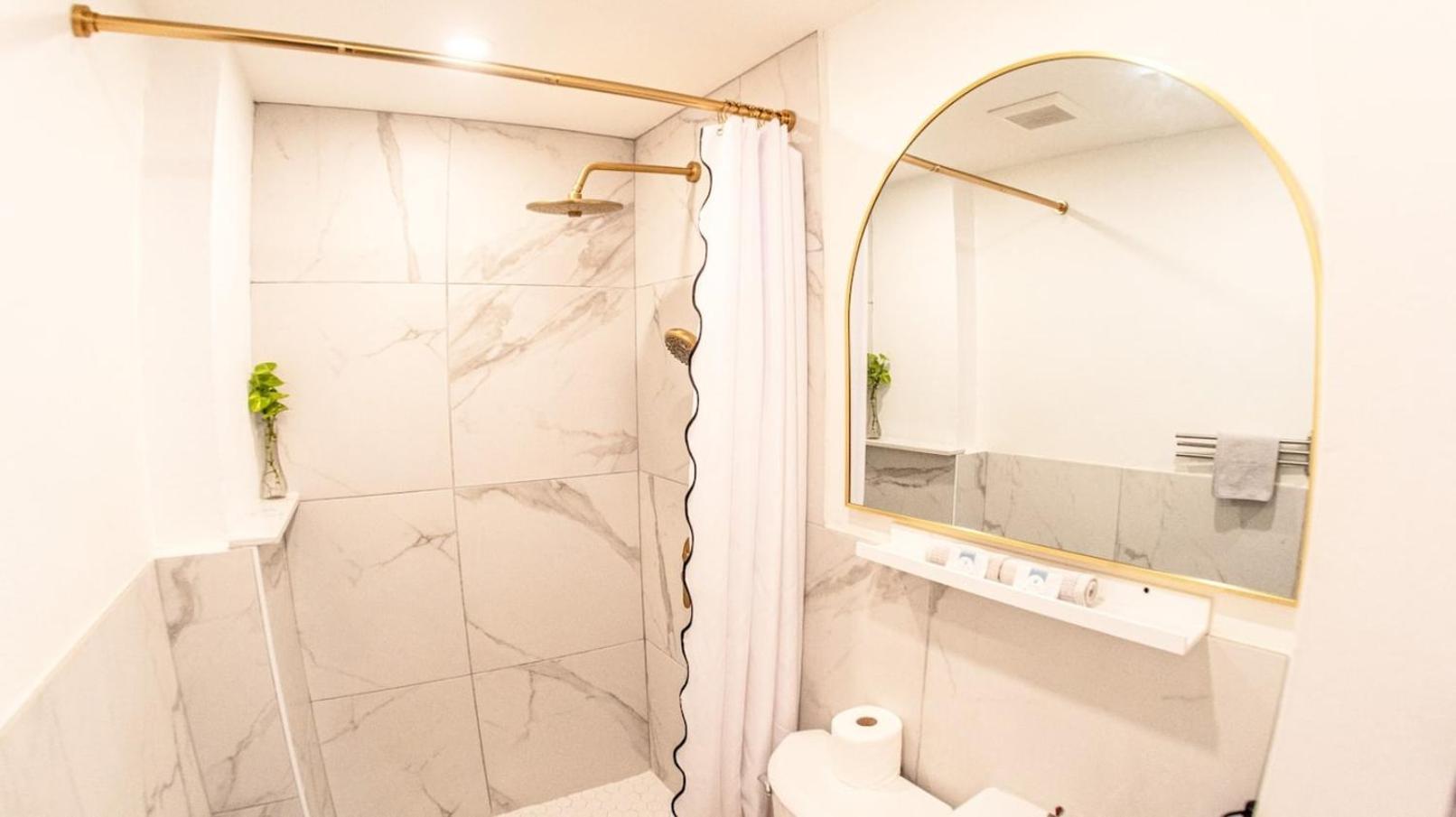 Casita Amarilla By Stay Here Pr ซานฮวน ภายนอก รูปภาพ